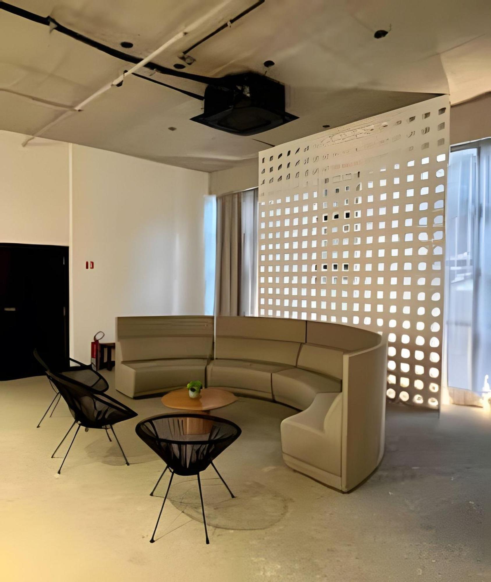 Apartamento Compacto Prox Sirio 909 *